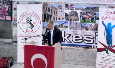 Avrupa Balıkesirliler, kurtuluşun 102.yılını kutladı