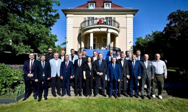 BERLİN’DE KURBAN BAYRAMI COŞKUSU: TÜRK TOPLUMU BAYRAMLAŞMA PROGRAMINDA BULUŞTU