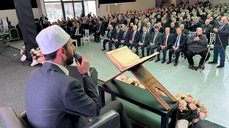 Krefeld’de Kur’an-ı Kerim Ziyafeti Coşkusu